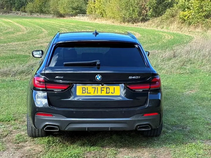 BMW 5 Series 2021 photo 4