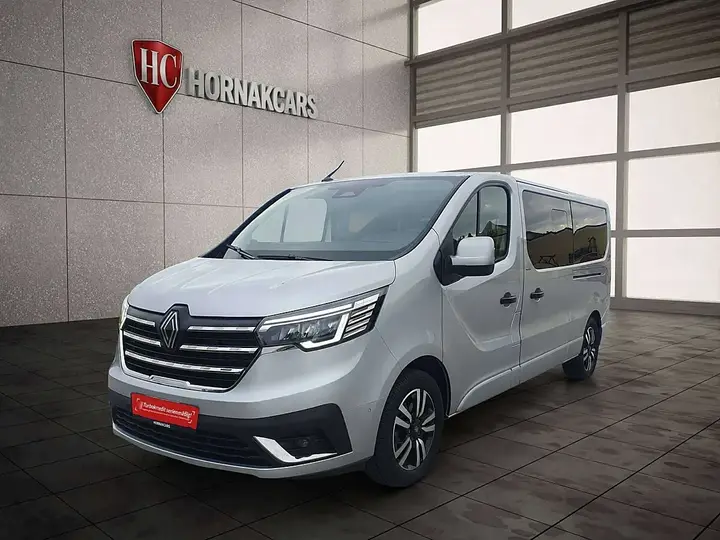 Renault Trafic 2025 photo 2