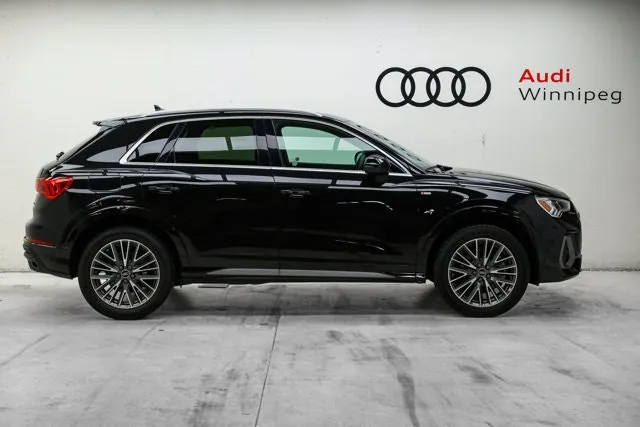 Audi Q3 2023 photo 4