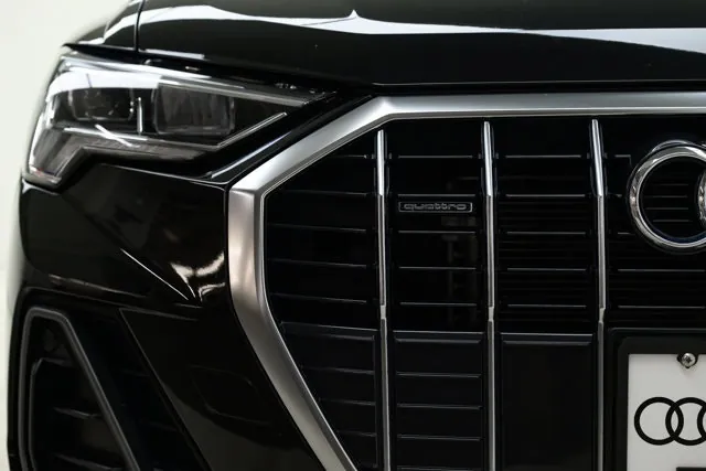 Audi Q3 2023 photo 3