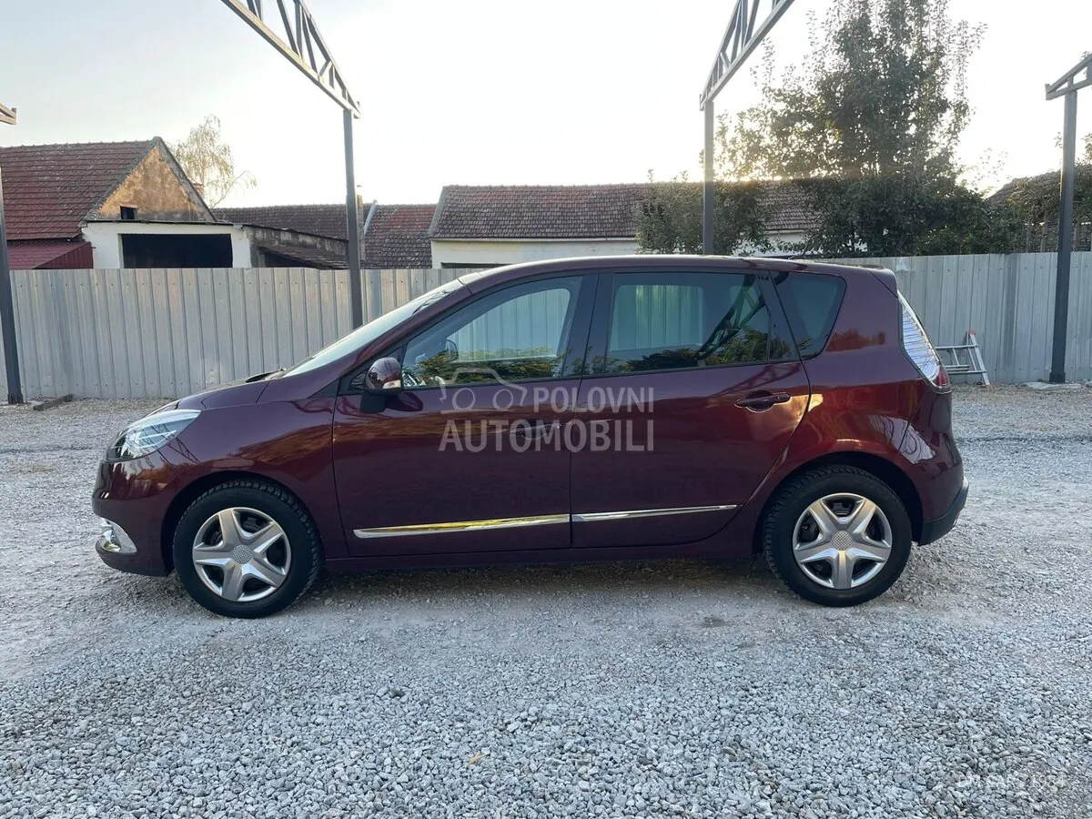 Renault Scenic 2012 photo 3