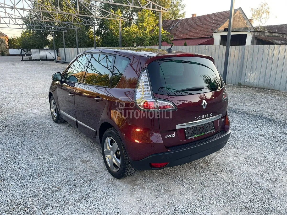 Renault Scenic 2012 photo 4
