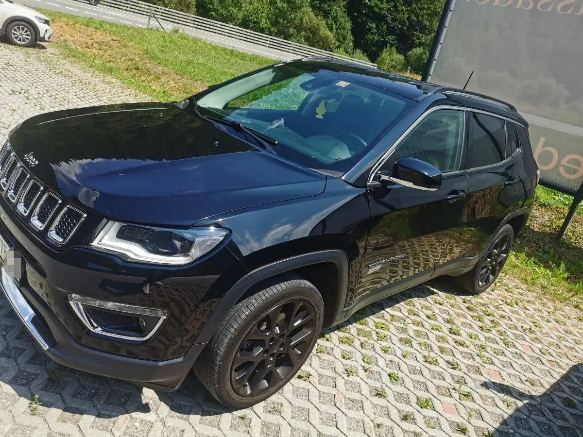 Jeep Compass 2018 photo 2