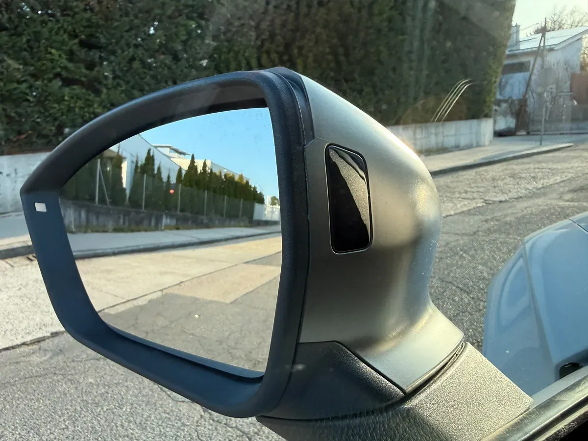 Seat Ateca 2022 photo 2