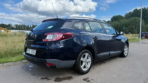Renault Megane Iii 2010 photo 3
