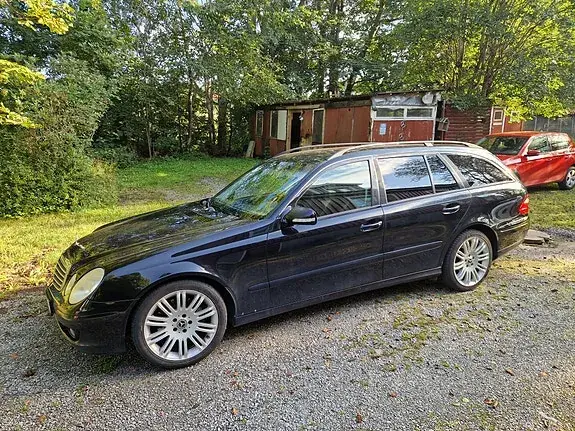 Mercedes-Benz E 200