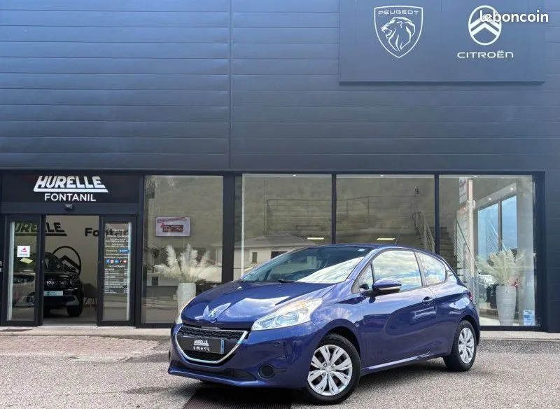 Peugeot 208