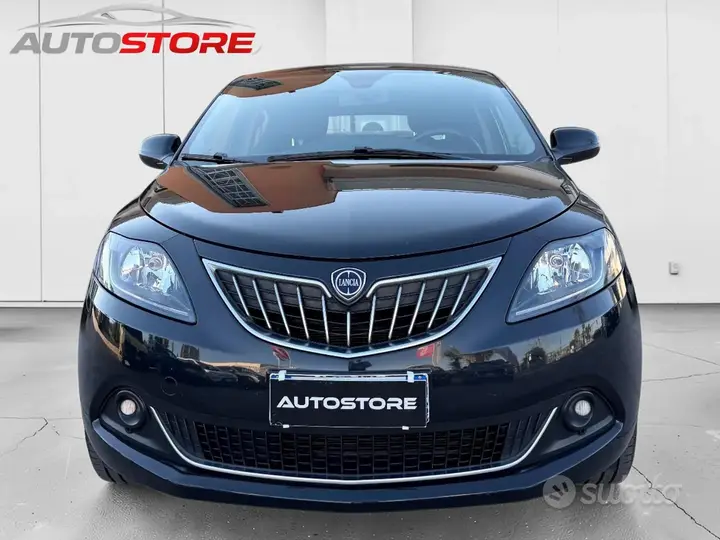Lancia Ypsilon 2022 photo 2