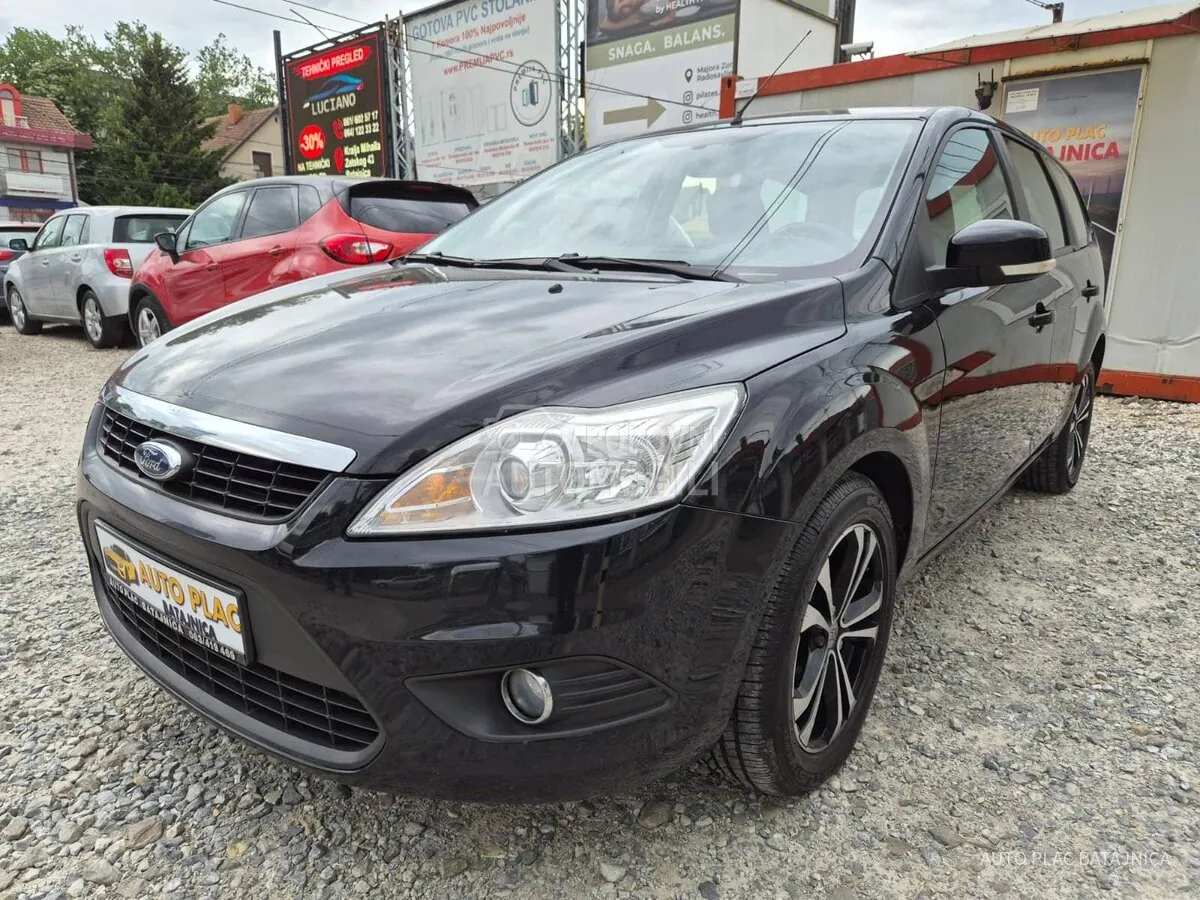 Ford Focus 2010 photo 4