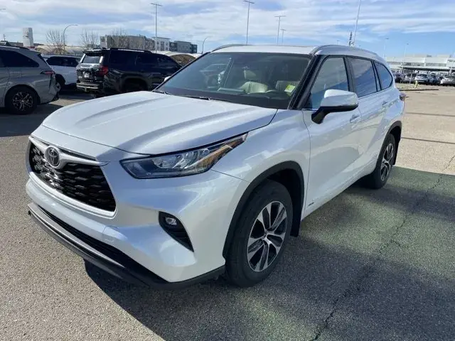 Toyota Highlander 2025 photo 3