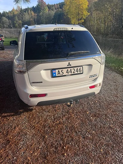 Mitsubishi Outlander 2014 photo 4