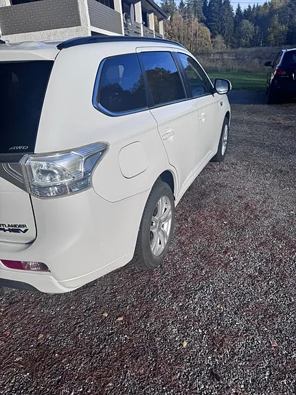 Mitsubishi Outlander 2014 photo 5