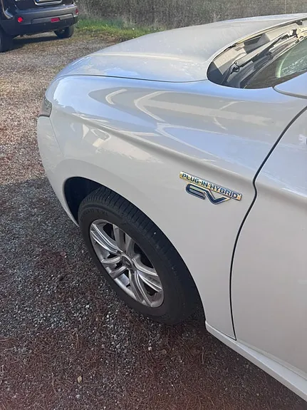 Mitsubishi Outlander 2014 photo 3