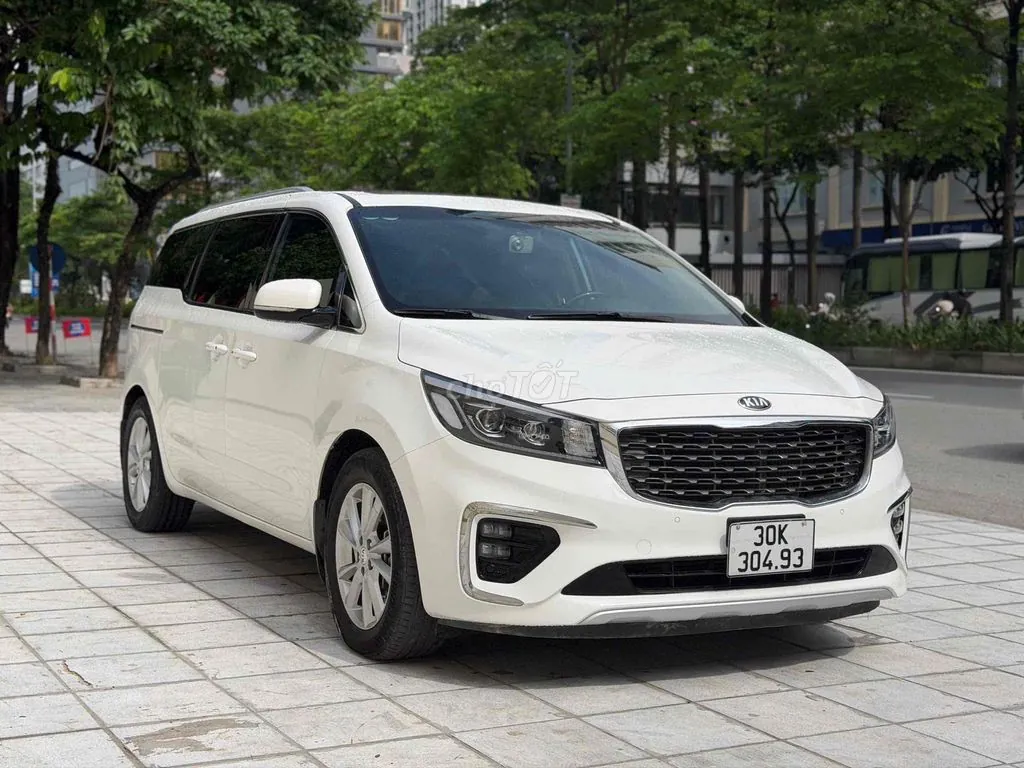 Kia Sedona 2020 photo 2