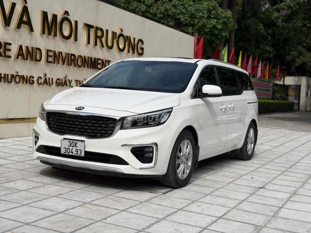 Kia Sedona 2020 photo 3