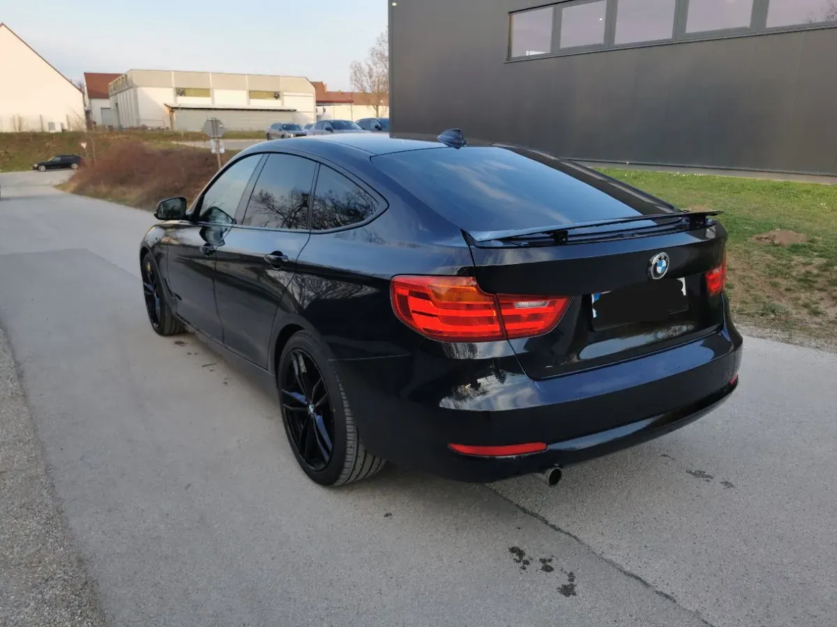 BMW 3 Series 2014 photo 2