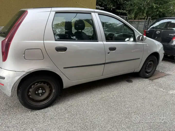 Fiat Punto 2006 photo 4