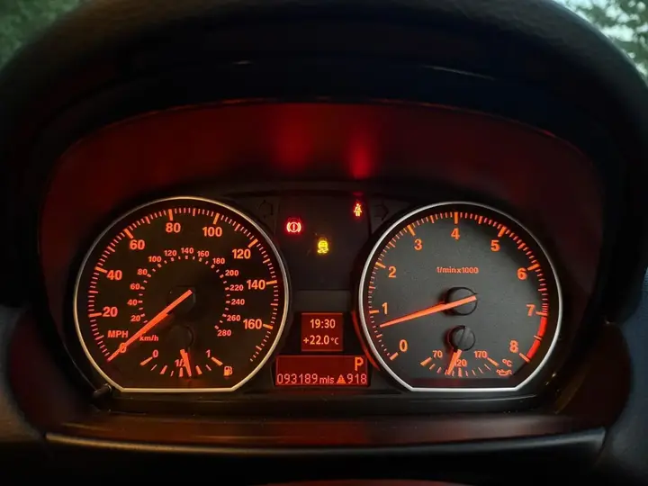 BMW 1 Series 2011 photo 3