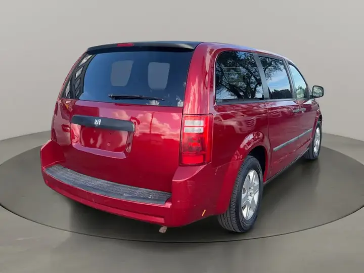 Dodge Grand Caravan 2010 photo 5