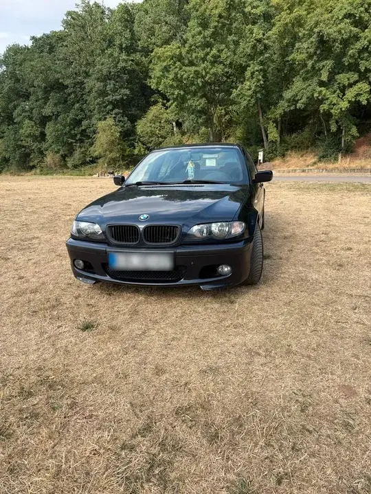 BMW 318I