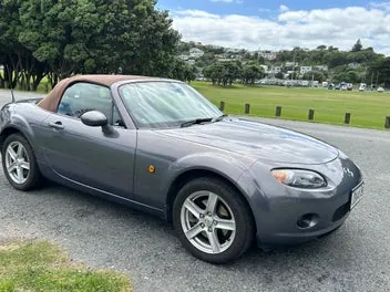 Mazda Roadster 2006 photo 2