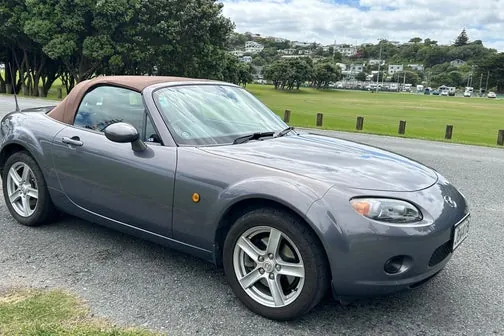 Mazda Roadster