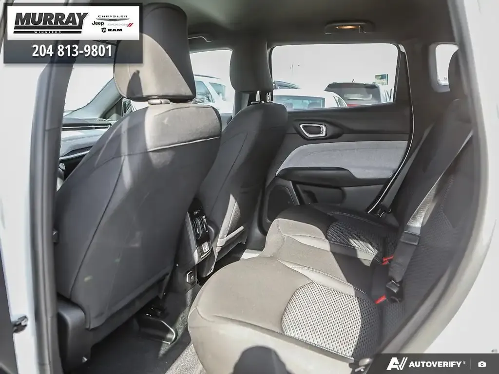 Jeep Compass 2026 photo 5