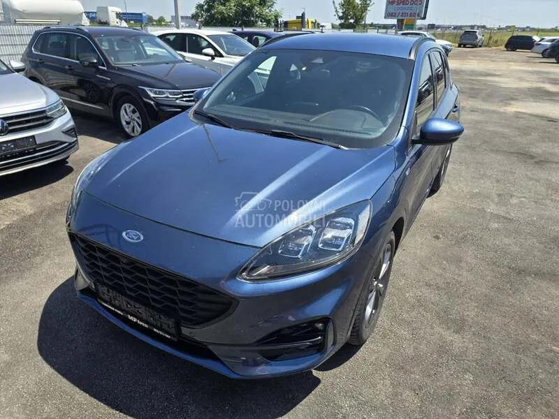 Ford Kuga 2022 photo 2