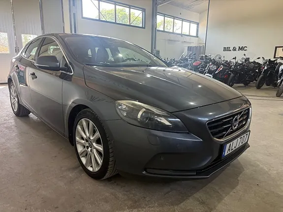 Volvo V40 2013 photo 5