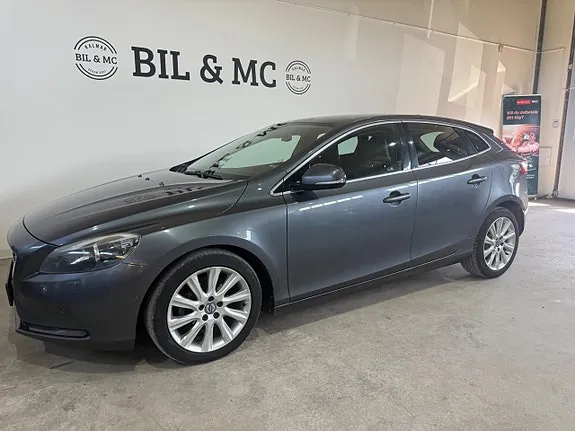 Volvo V40 2013 photo 2