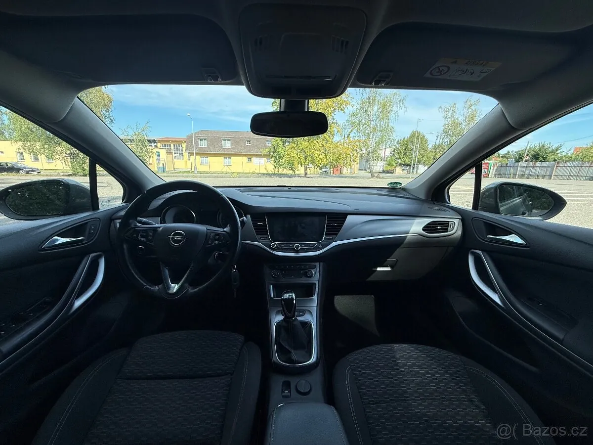 Opel Astra 2019 photo 5