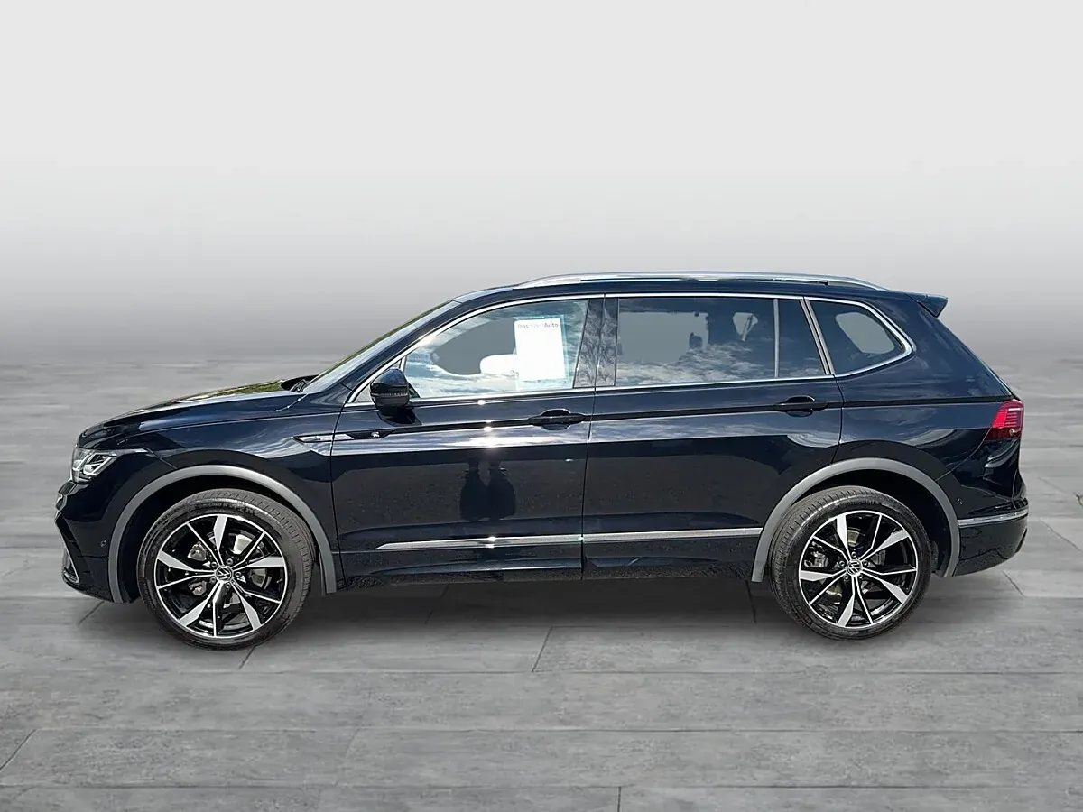 Volkswagen Tiguan Allspace 2023 photo 2
