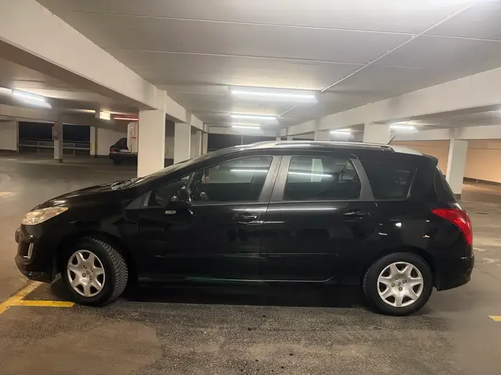 Peugeot 308 2009 photo 2