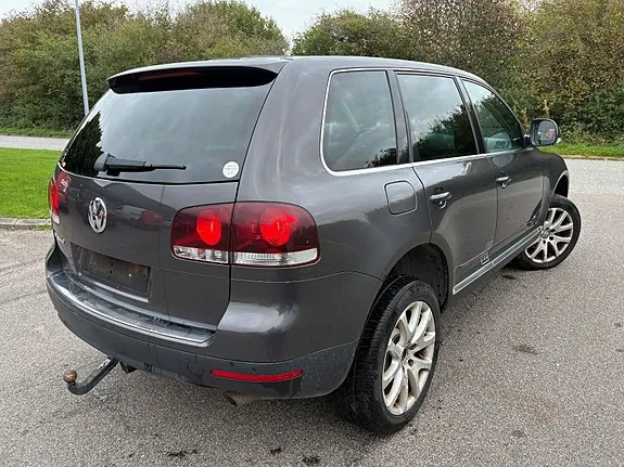 Volkswagen Touareg 2008 photo 3