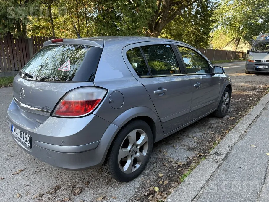 Opel Astra 2004 photo 4