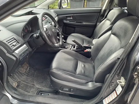 Subaru Xv 2013 photo 5