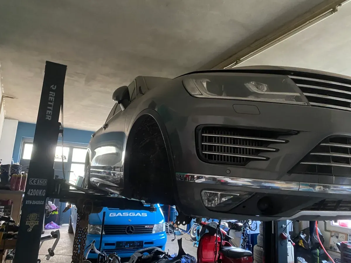 Volkswagen Touareg 2014 photo 3