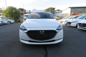 Mazda 2 2020 photo 3