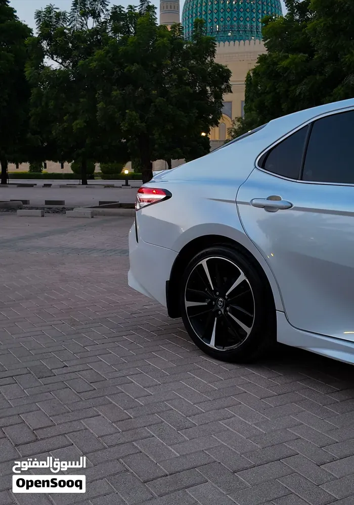 Toyota Camry 2020 photo 3