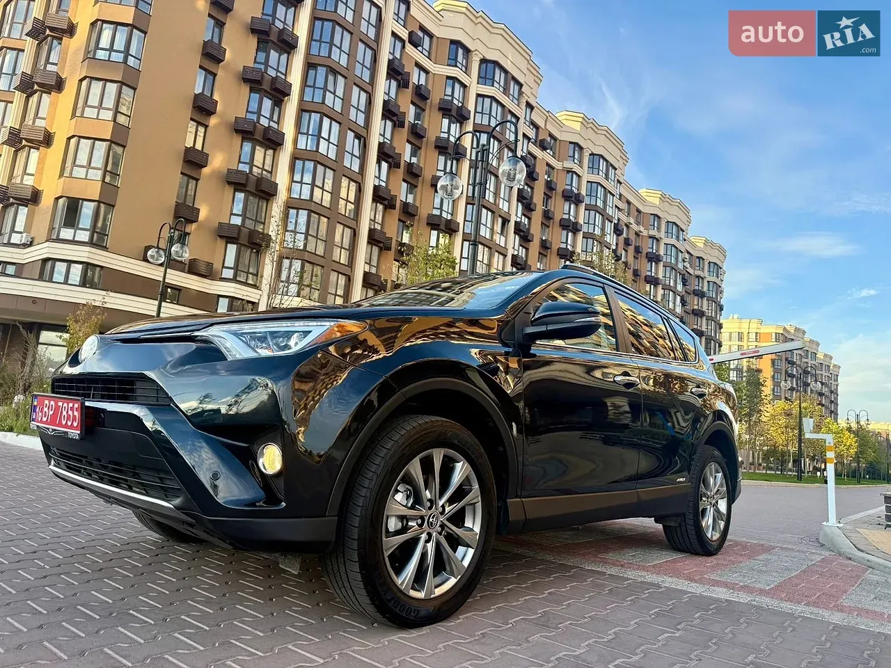 Toyota Rav4 2017 photo 4