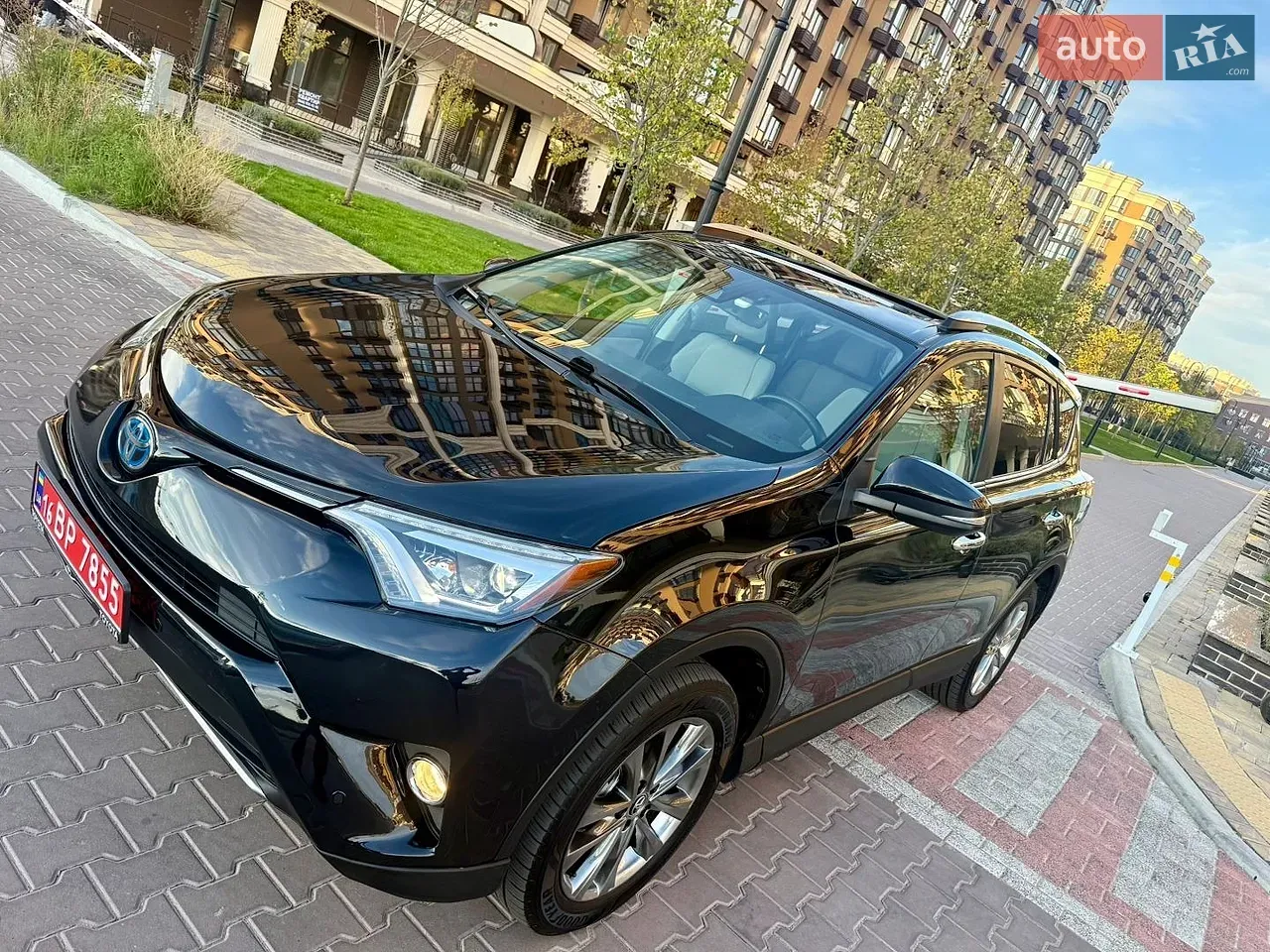 Toyota Rav4 2017 photo 5