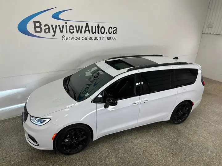 Chrysler Pacifica