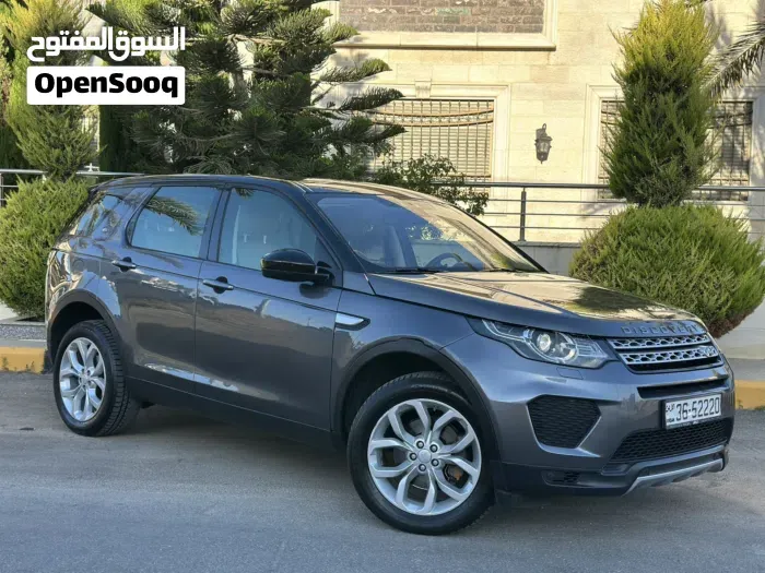 Land Rover Discovery Sport 2018 photo 2