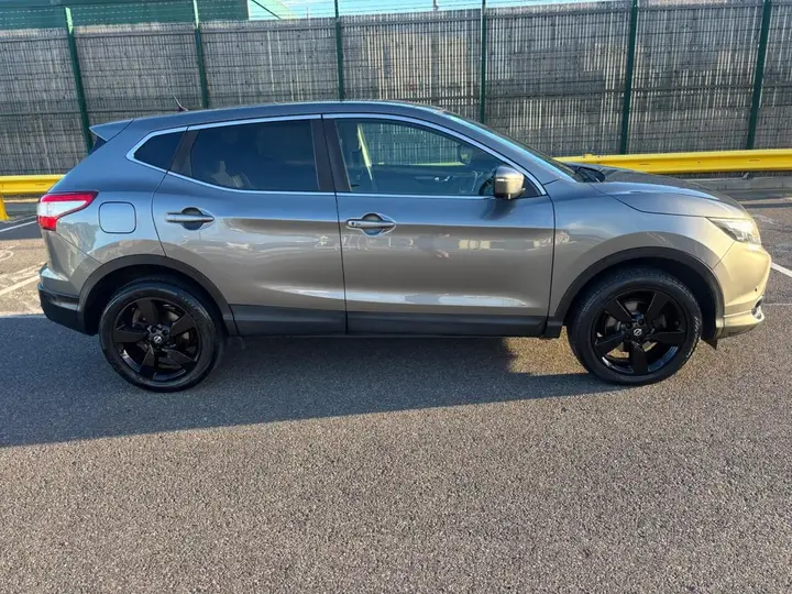 Nissan Qashqai 2017 photo 2