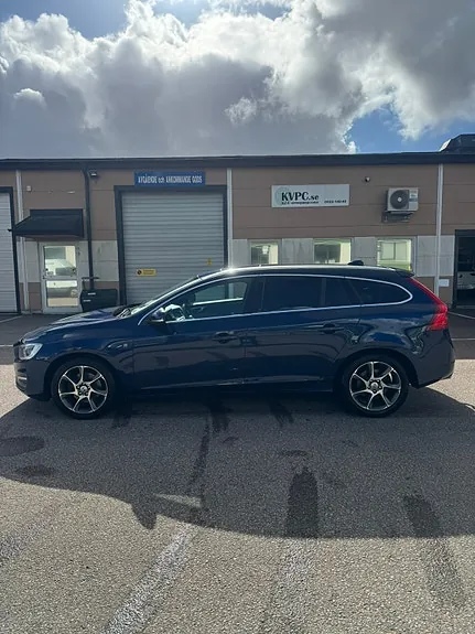 Volvo V60 2015 photo 4