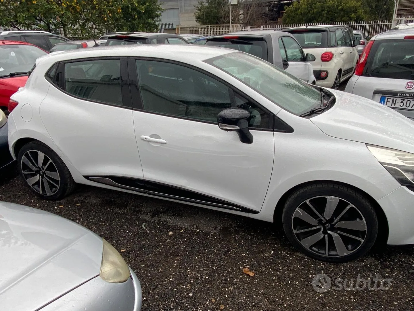 Renault Clio 2014 photo 2