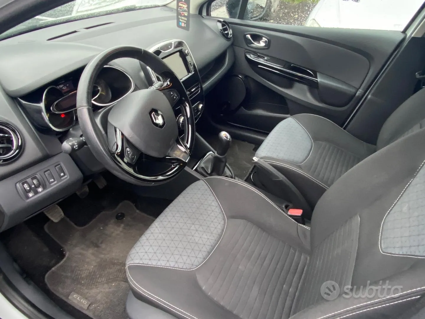 Renault Clio 2014 photo 3