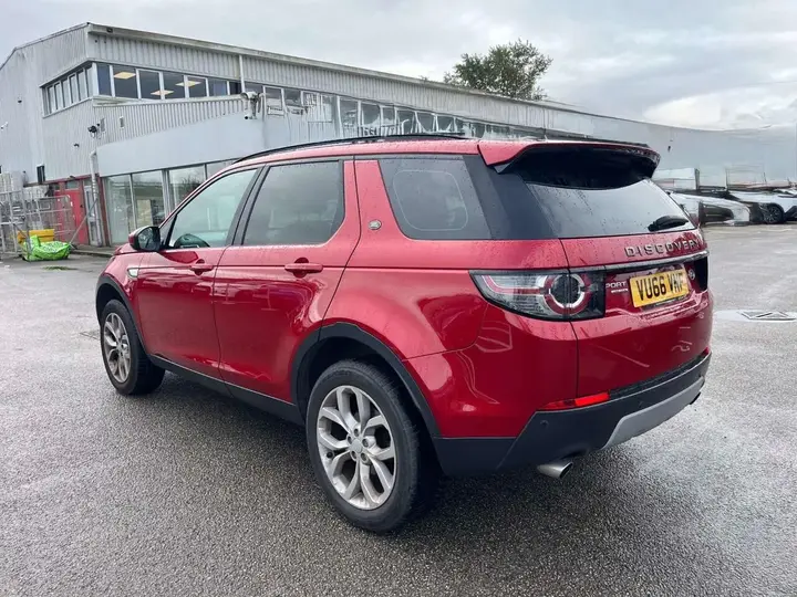 Land Rover Discovery Sport 2016 photo 5