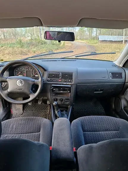 Volkswagen Golf 4 1998 photo 4