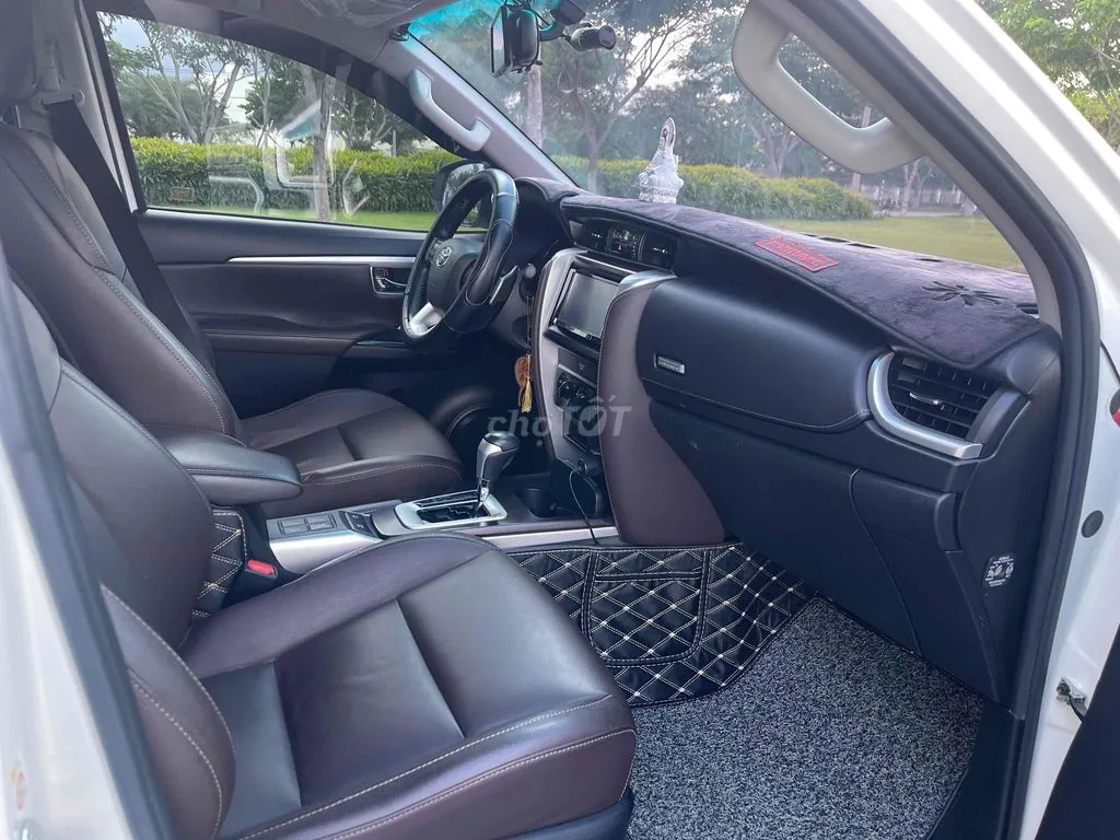 Toyota Fortuner 2018 photo 3